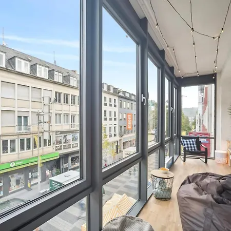 Apartment Koblenz-city Am Schloss - 10 Gaeste - Zachastay *