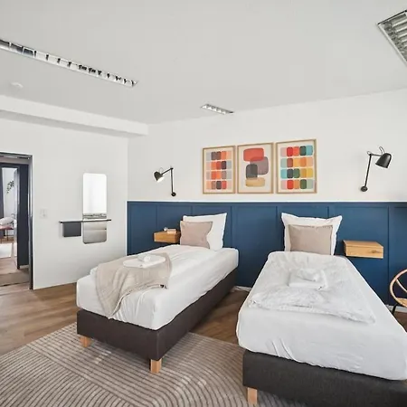 Koblenz-city Am Schloss - 10 Gaeste - Zachastay