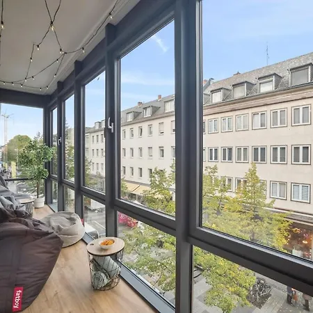 Koblenz-city Am Schloss - 10 Gaeste - Zachastay * Koblenz (Rhineland-Palatinate)