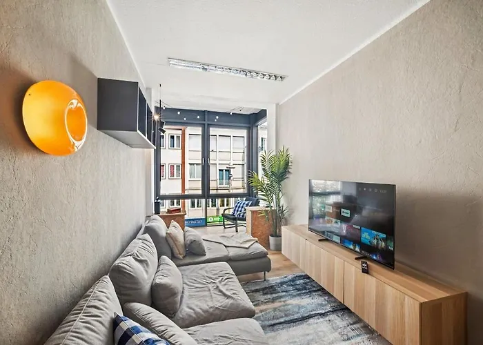 Koblenz-city Am Schloss - 10 Gaeste - Zachastay アパート