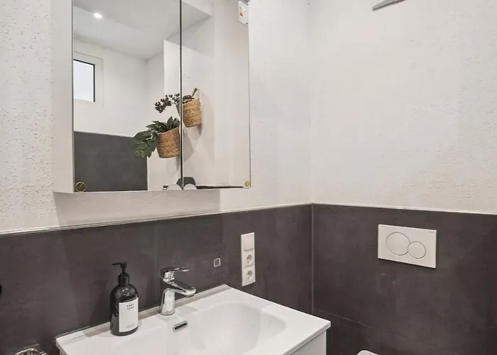 Koblenz-city Am Schloss - 10 Gaeste - Zachastay アパート *