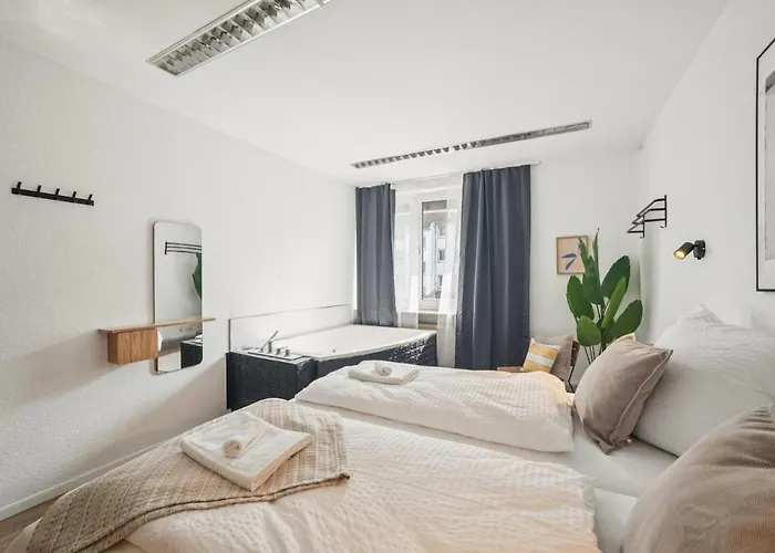 アパート Koblenz-city Am Schloss - 10 Gaeste - Zachastay コブレンツ