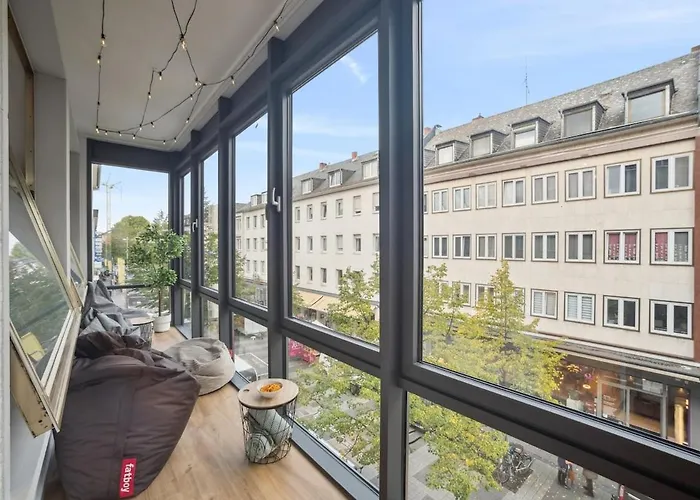 Koblenz-city Am Schloss - 10 Gaeste - Zachastay * コブレンツ